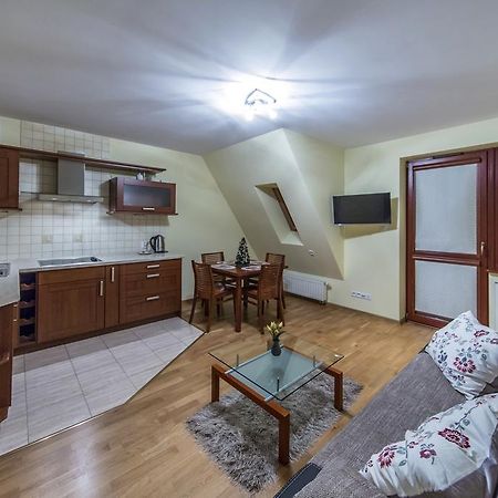 זקופאנה Apart4You Apartament Meteor מראה חיצוני תמונה